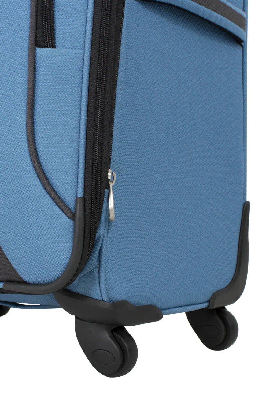 SWISSGEAR 6110 Large Checked Spinner - Image 3