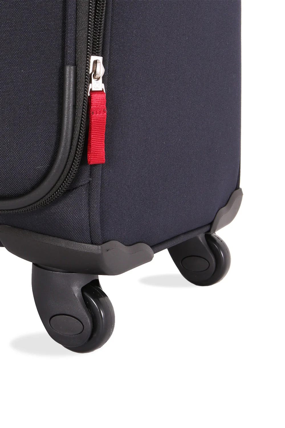 SWISSGEAR 6397 Medium Checked Spinner - Image 6
