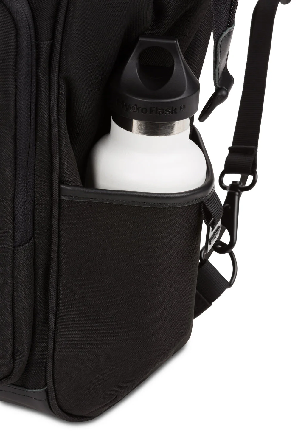 SWISSGEAR Artz Pro Laptop Backpack - Image 9
