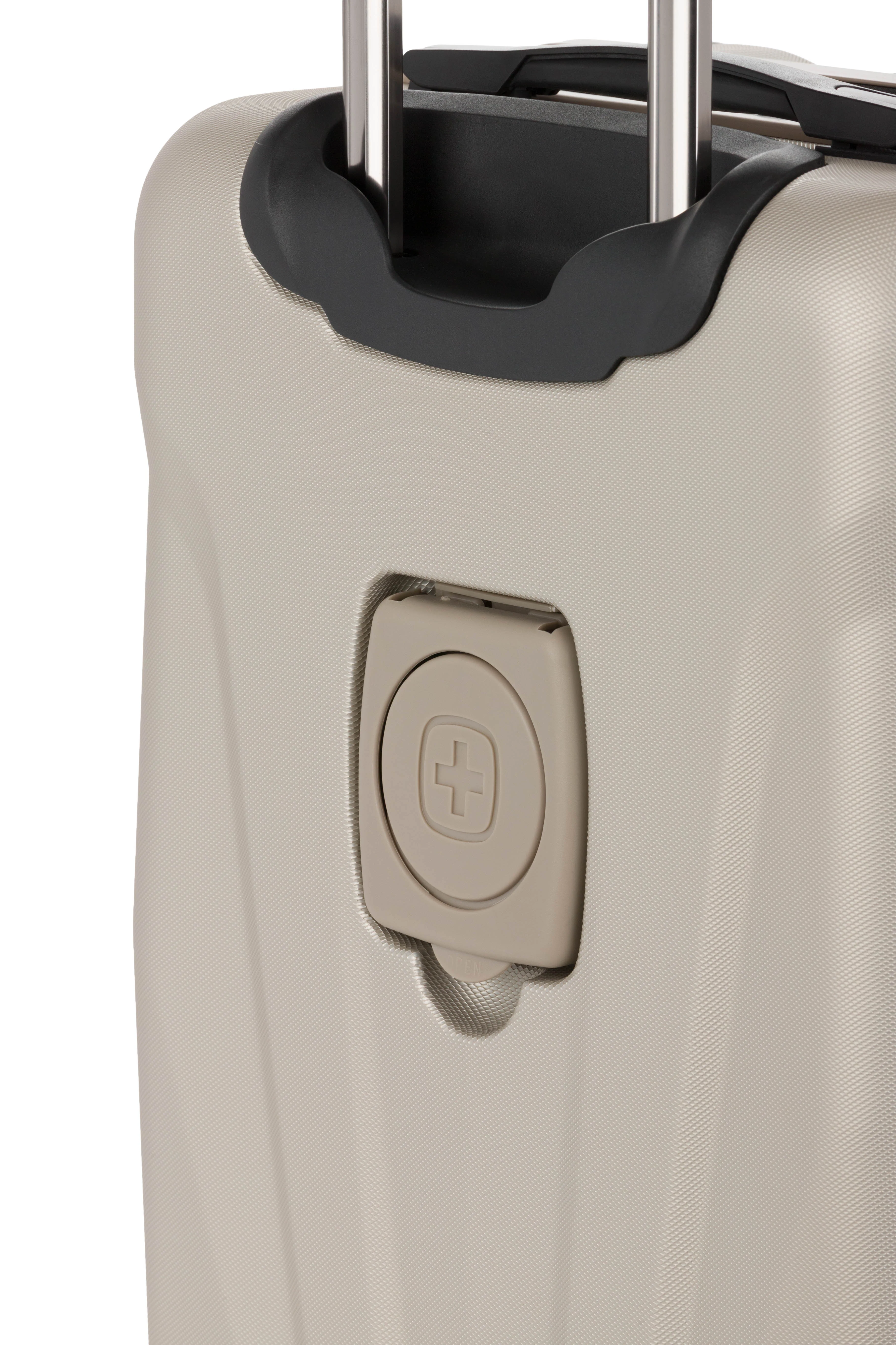SWISSGEAR Cascade Carry-On Spinner - Image 67