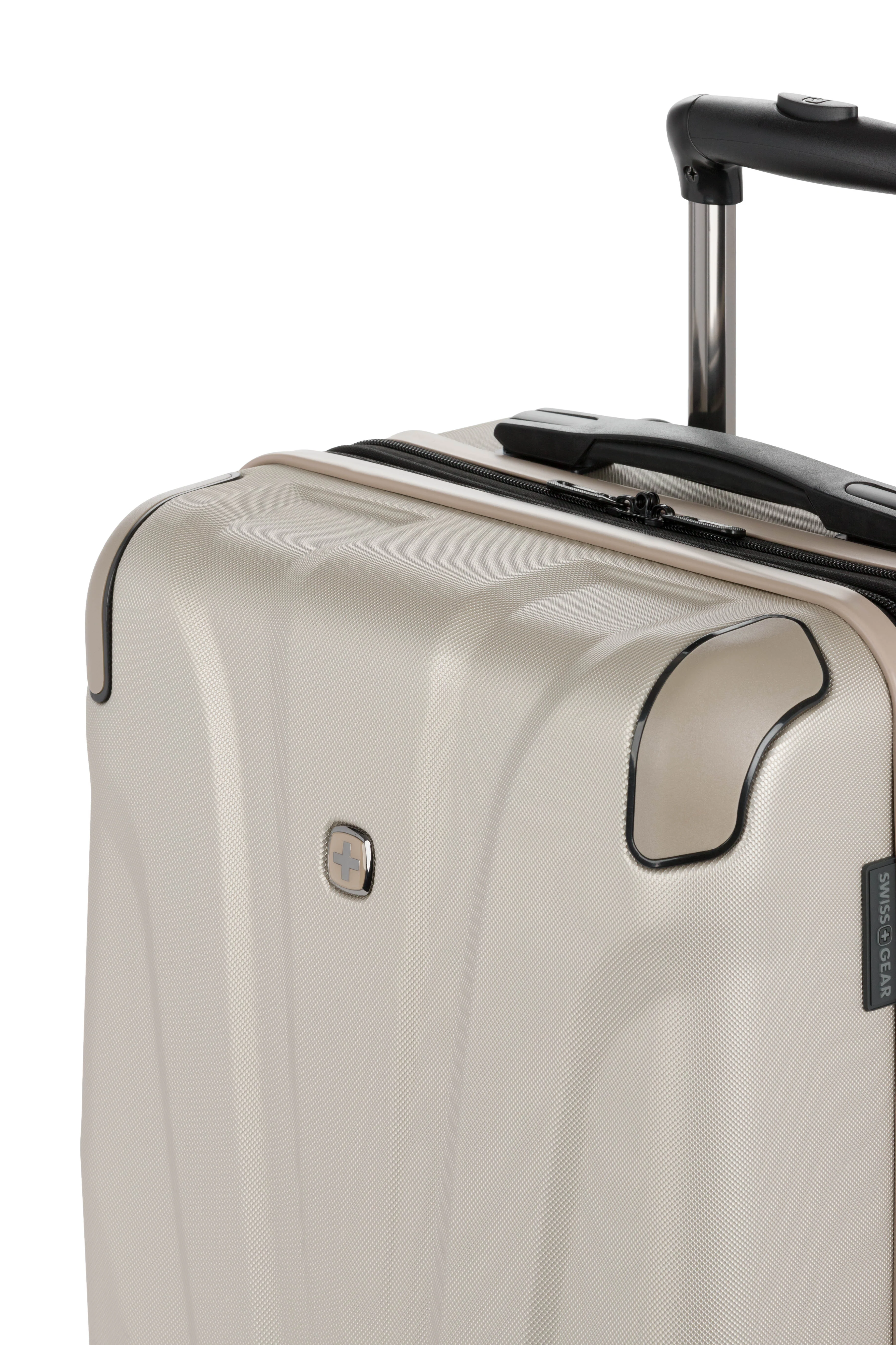 SWISSGEAR Cascade Carry-On Spinner - Image 74