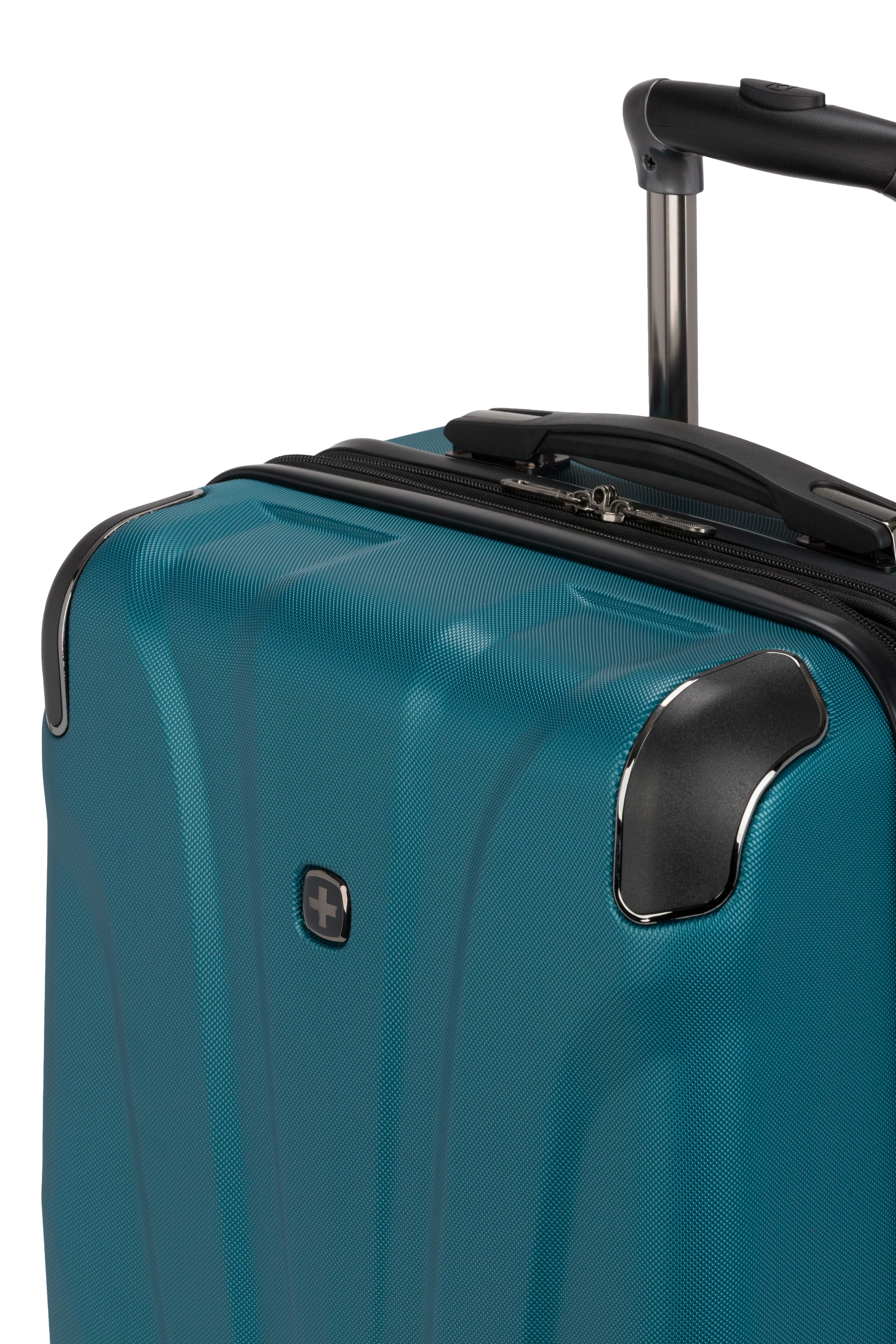 SWISSGEAR Cascade Carry-On Spinner - Image 98