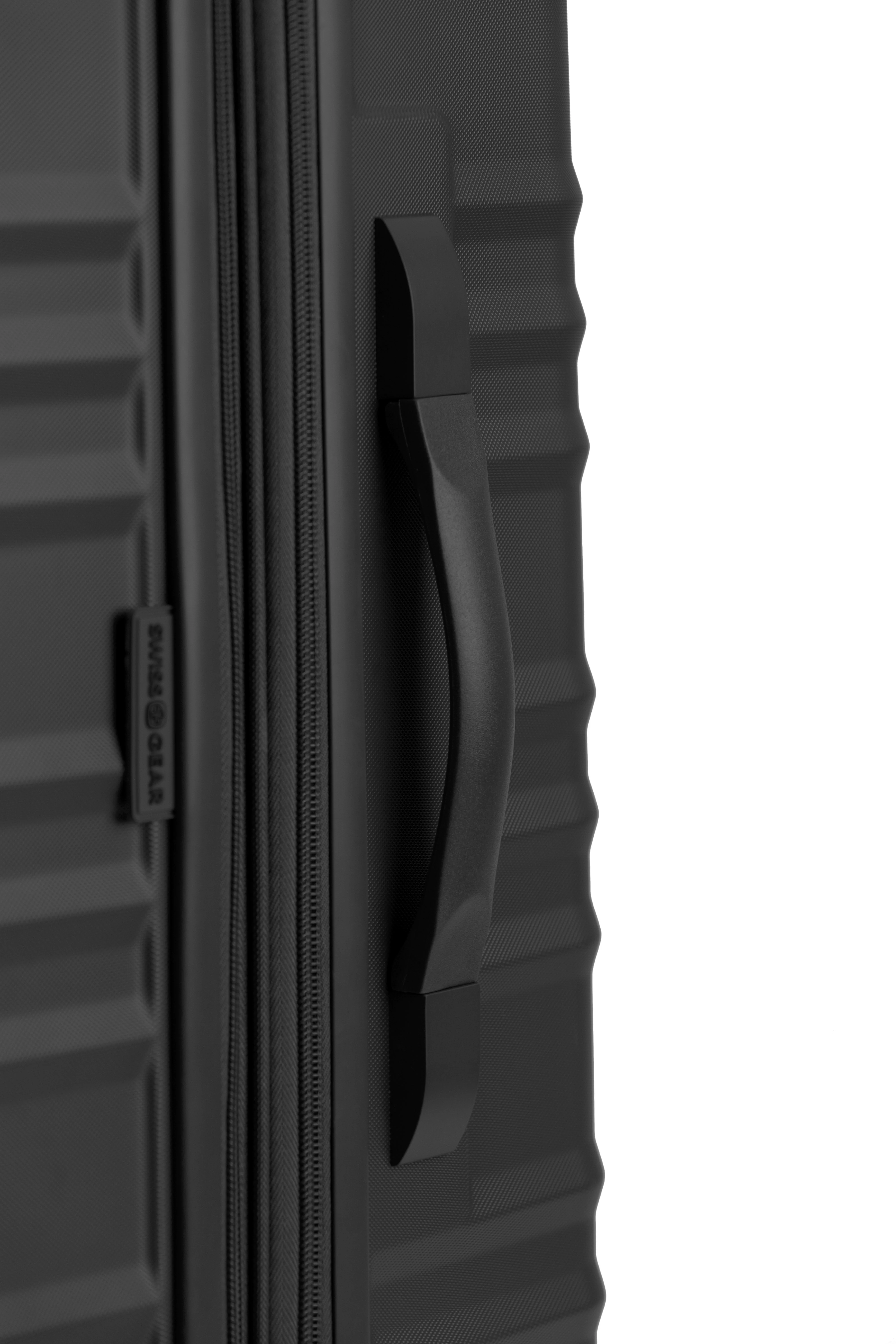 SWISSGEAR Cascade II Large Checked Spinner - Image 58
