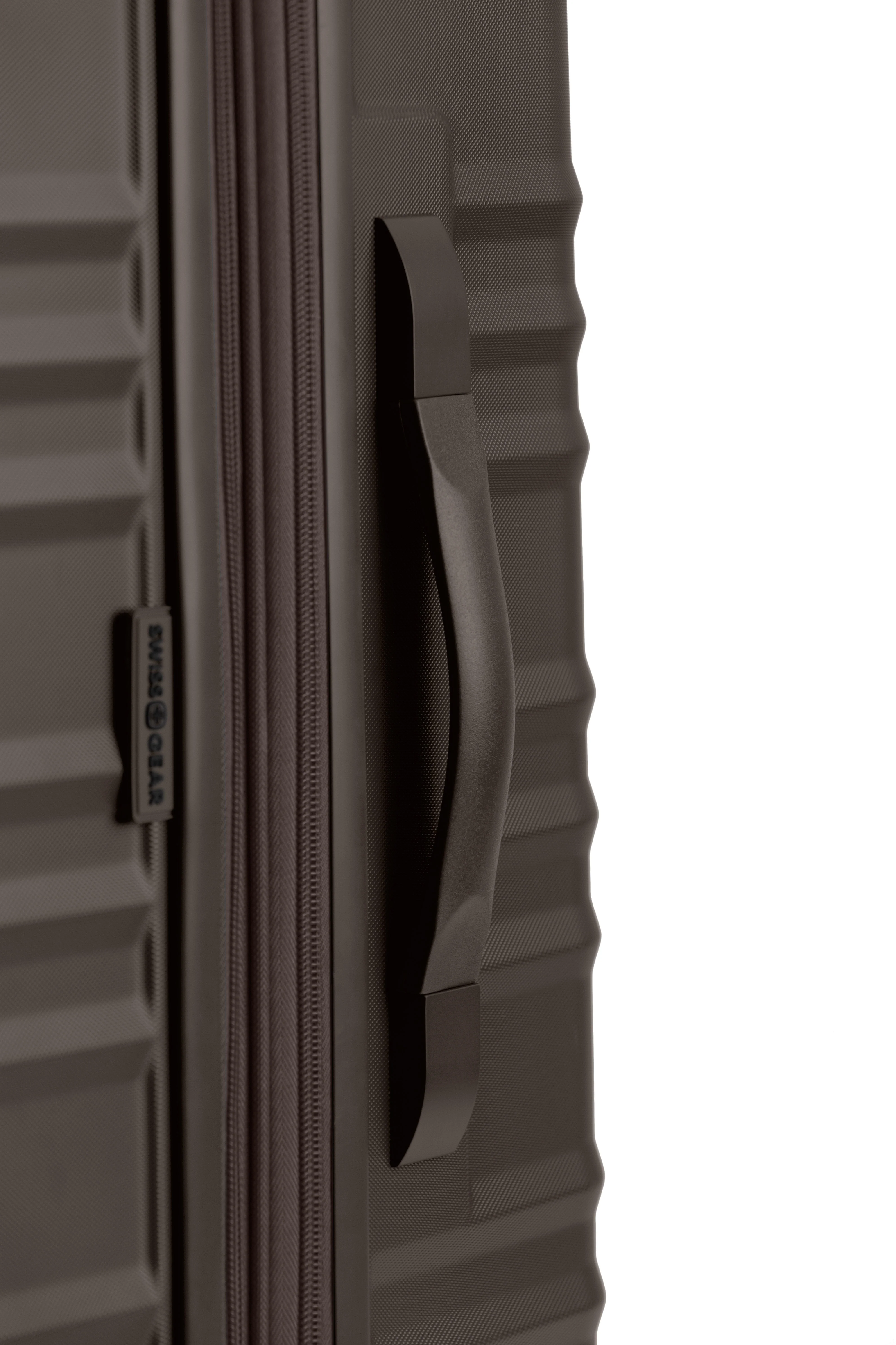 SWISSGEAR Cascade II Large Checked Spinner - Image 71