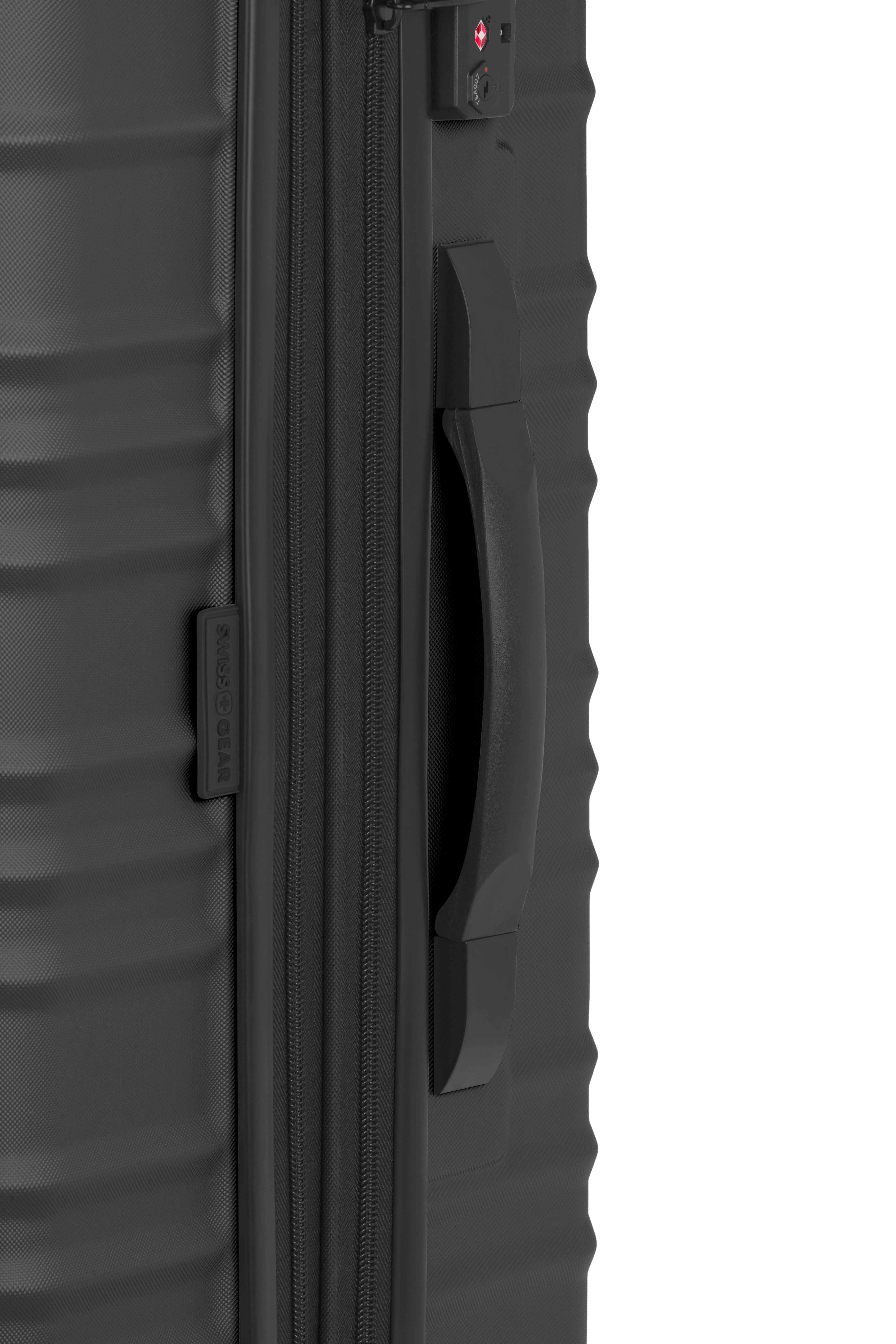 SWISSGEAR Cascade II Medium Checked Spinner - Image 21