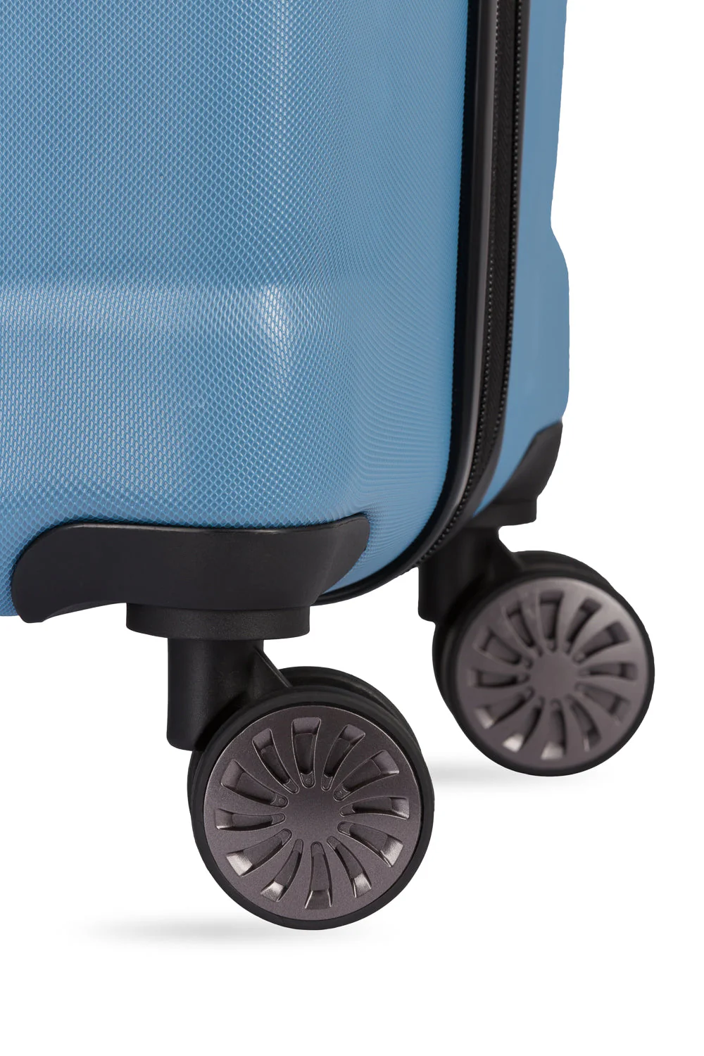 SWISSGEAR Cascade Large Checked Spinner - Image 35