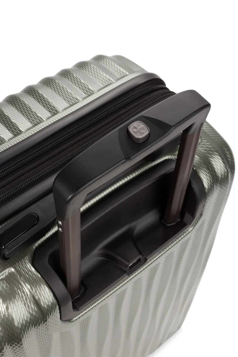 SWISSGEAR Energie Carry-On Spinner - Image 100