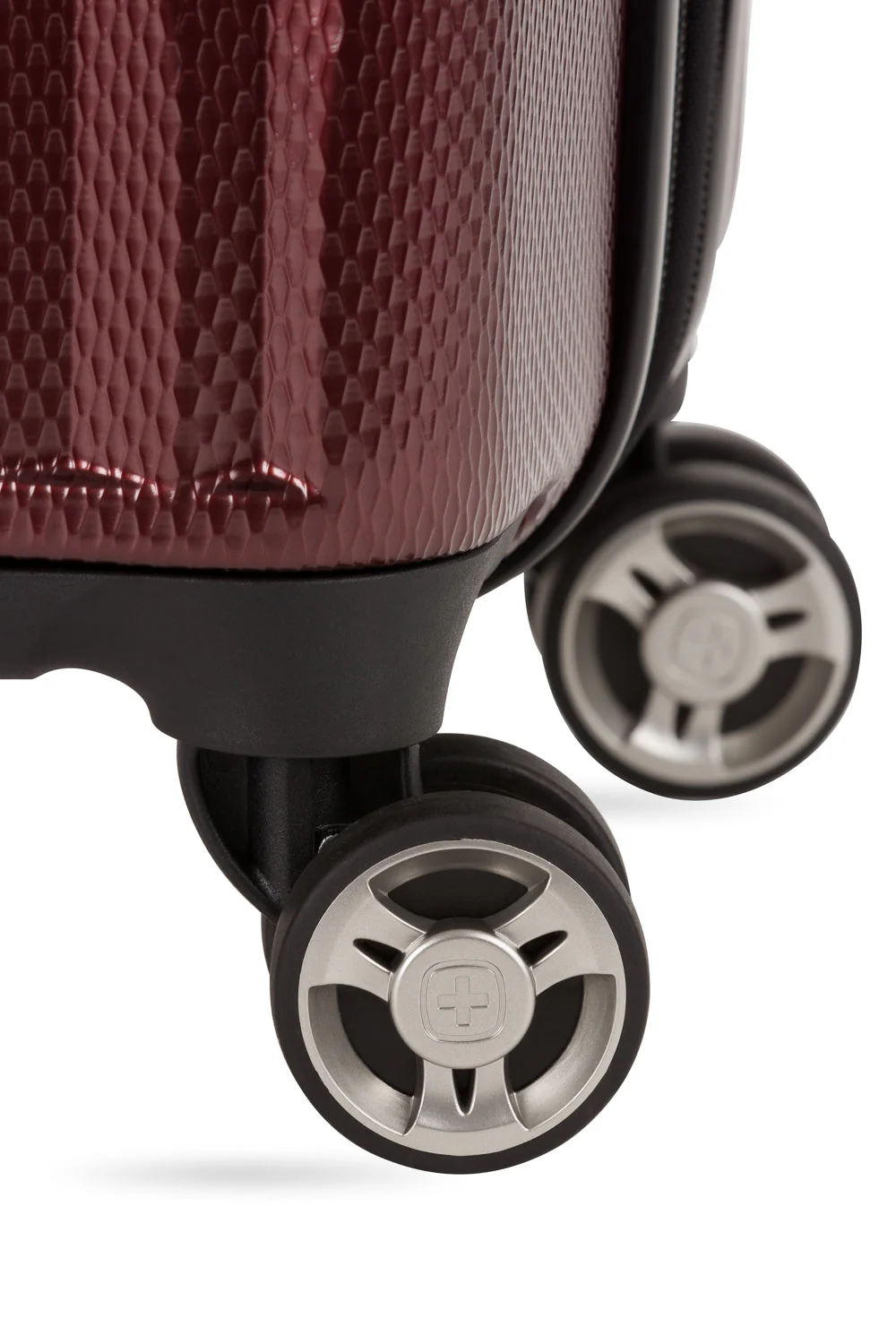 SWISSGEAR Energie Carry-On Spinner - Image 28