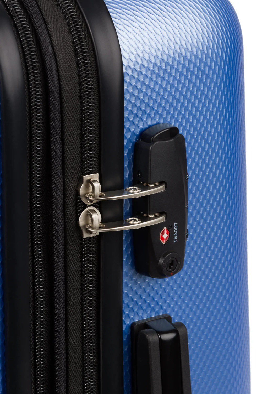 SWISSGEAR Energie Medium Checked Spinner - Image 45