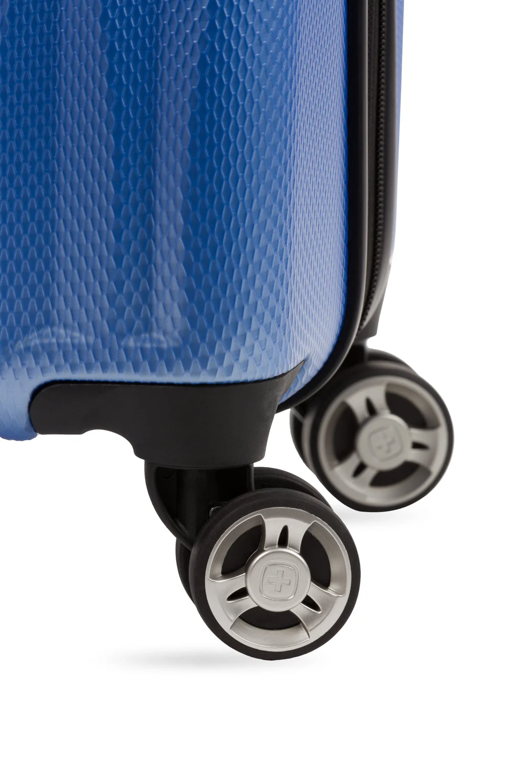 SWISSGEAR Energie Medium Checked Spinner - Image 46