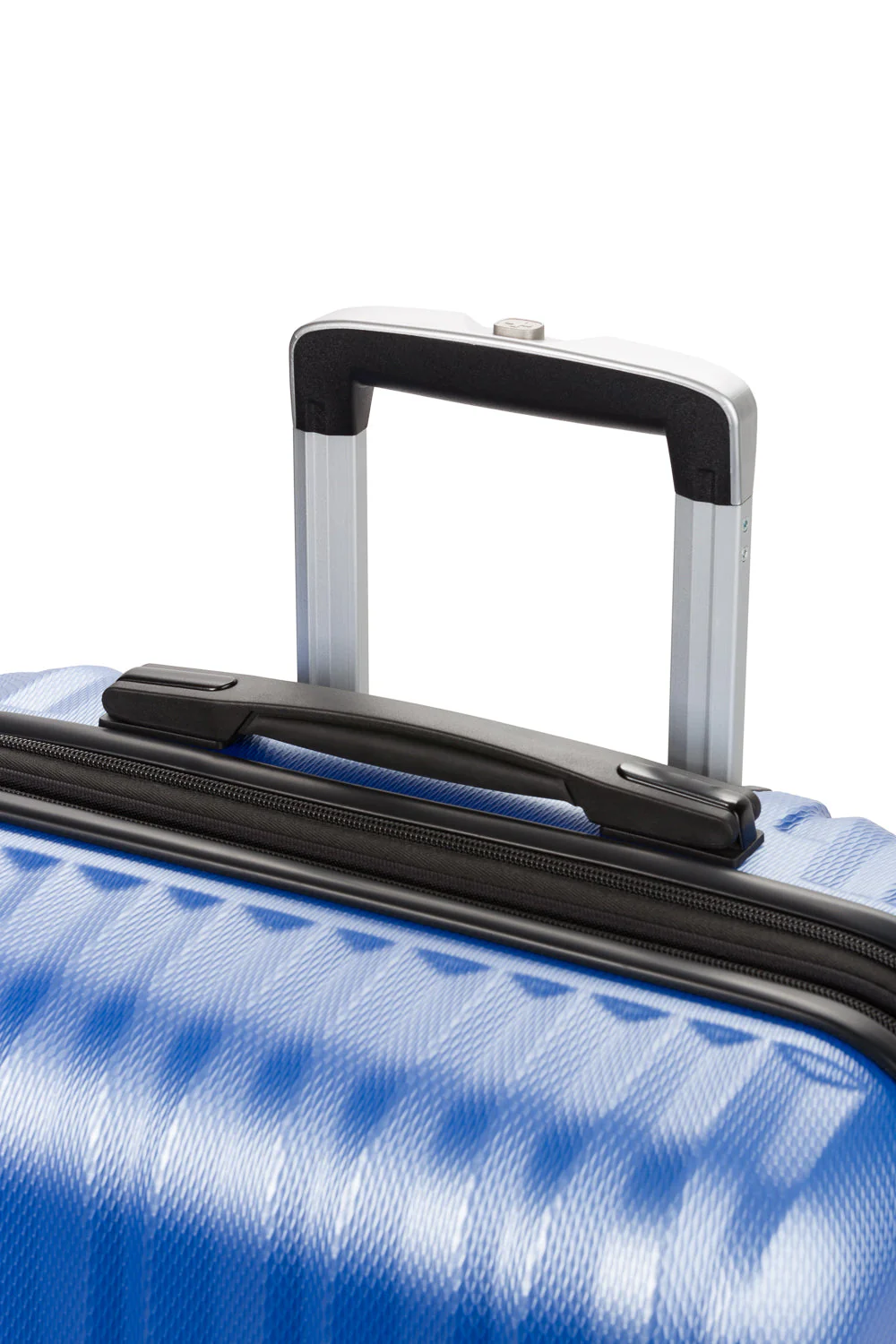 SWISSGEAR Energie Medium Checked Spinner - Image 50