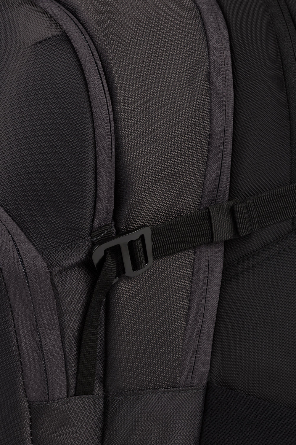 SWISSGEAR Fusion Pro Laptop Backpack - Image 5