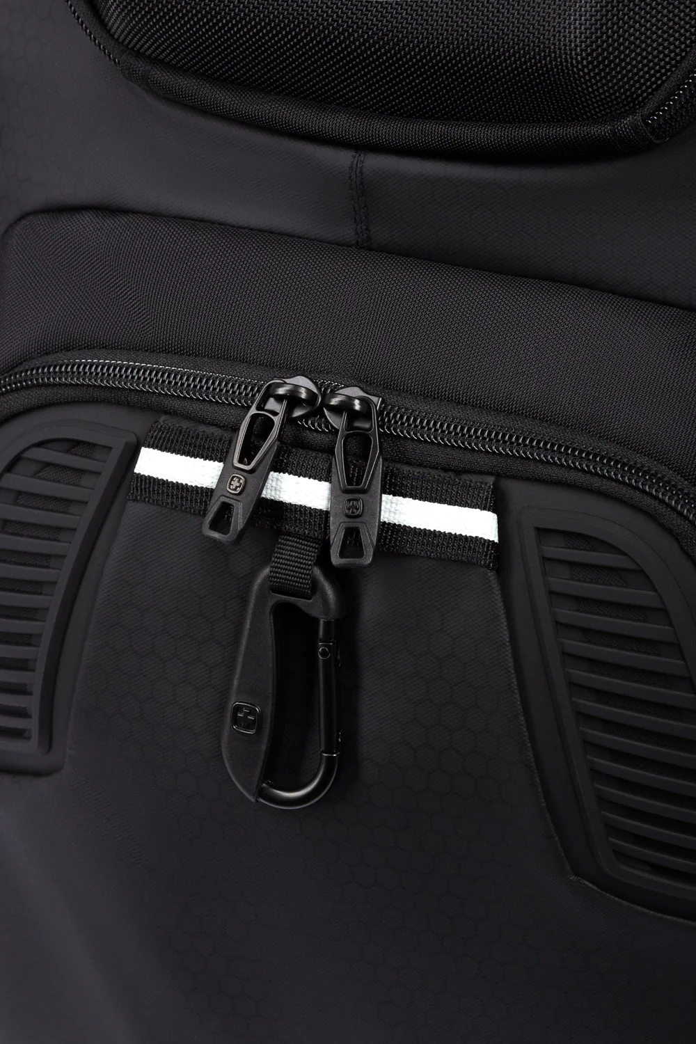 SWISSGEAR Gamer Pro USB Gaming ScanSmart Laptop Backpack - Image 13