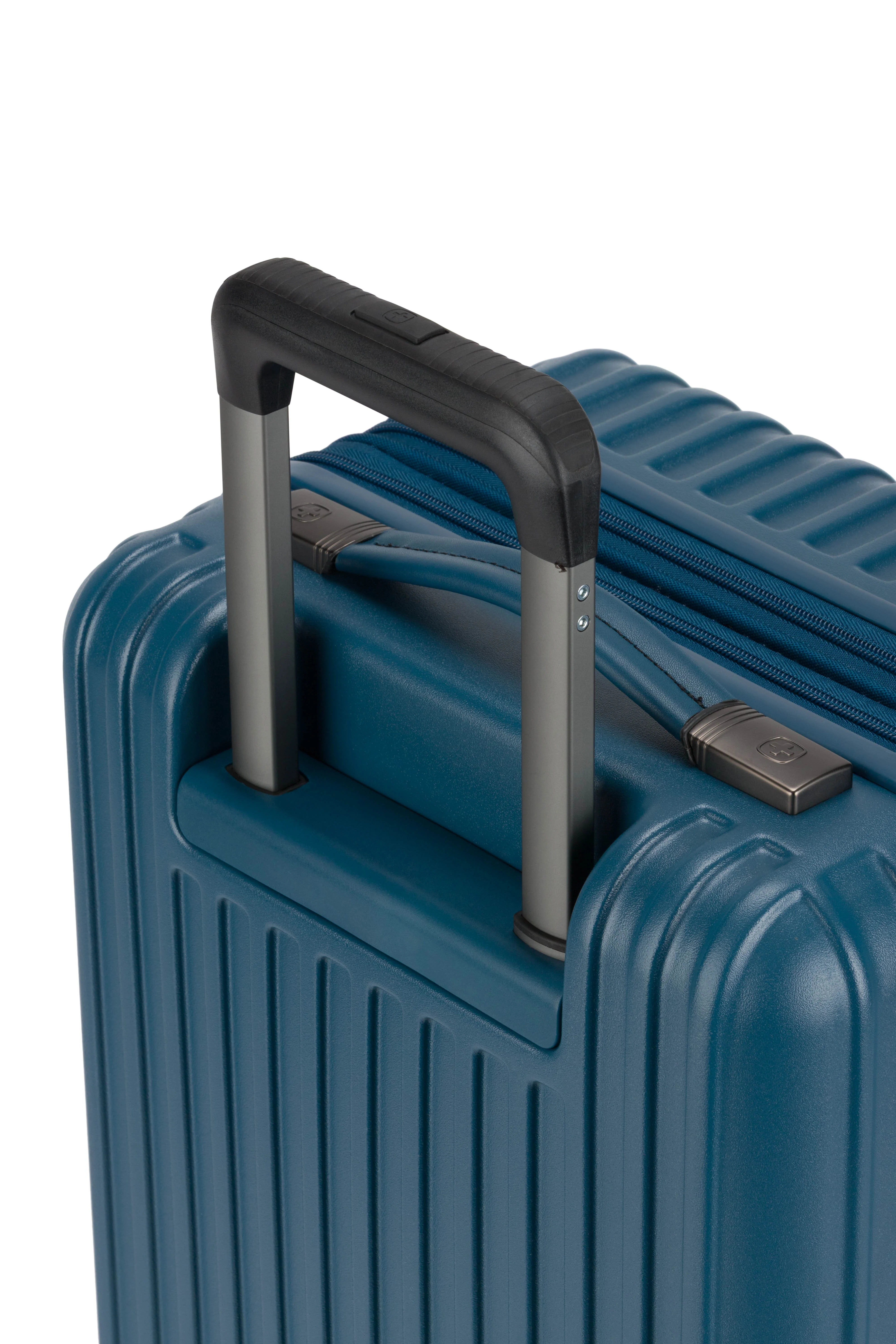 SWISSGEAR Ridge Carry-On Spinner - Image 79