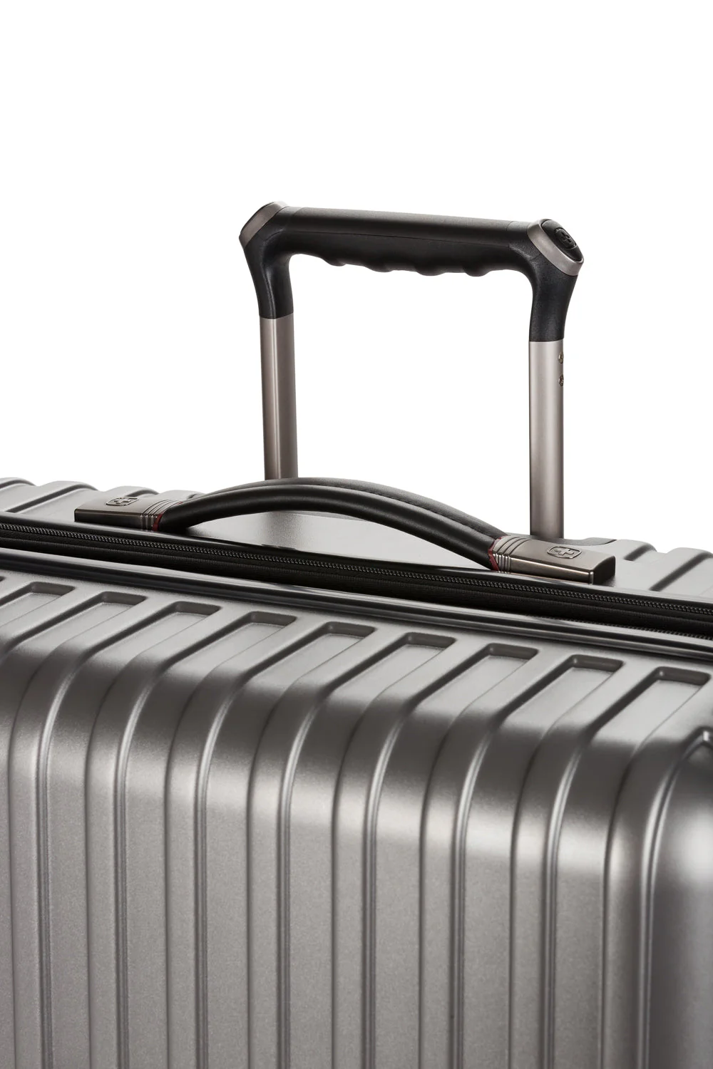 SWISSGEAR Ridge Large Checked Spinner - Image 32