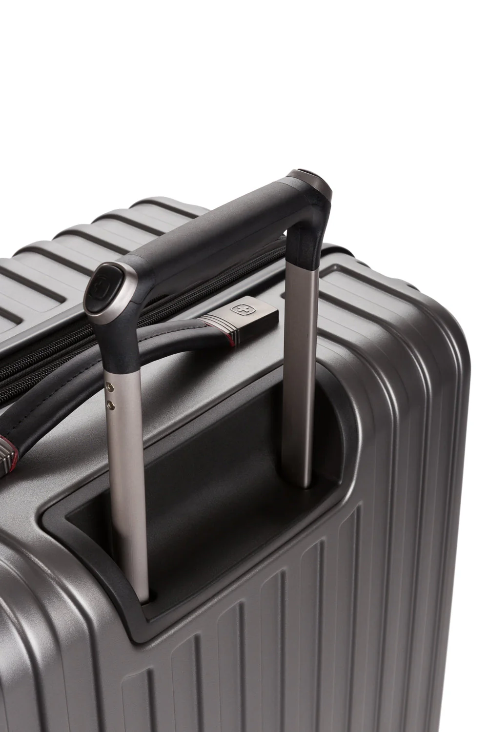 SWISSGEAR Ridge Large Checked Spinner - Image 35