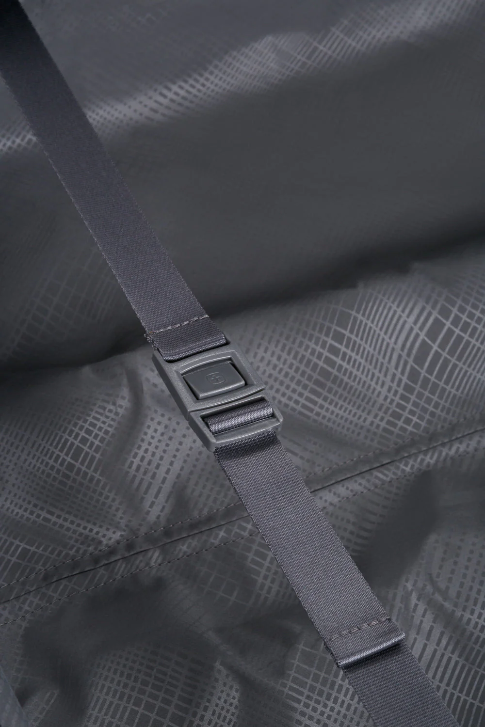SWISSGEAR Ridge Large Checked Spinner - Image 36