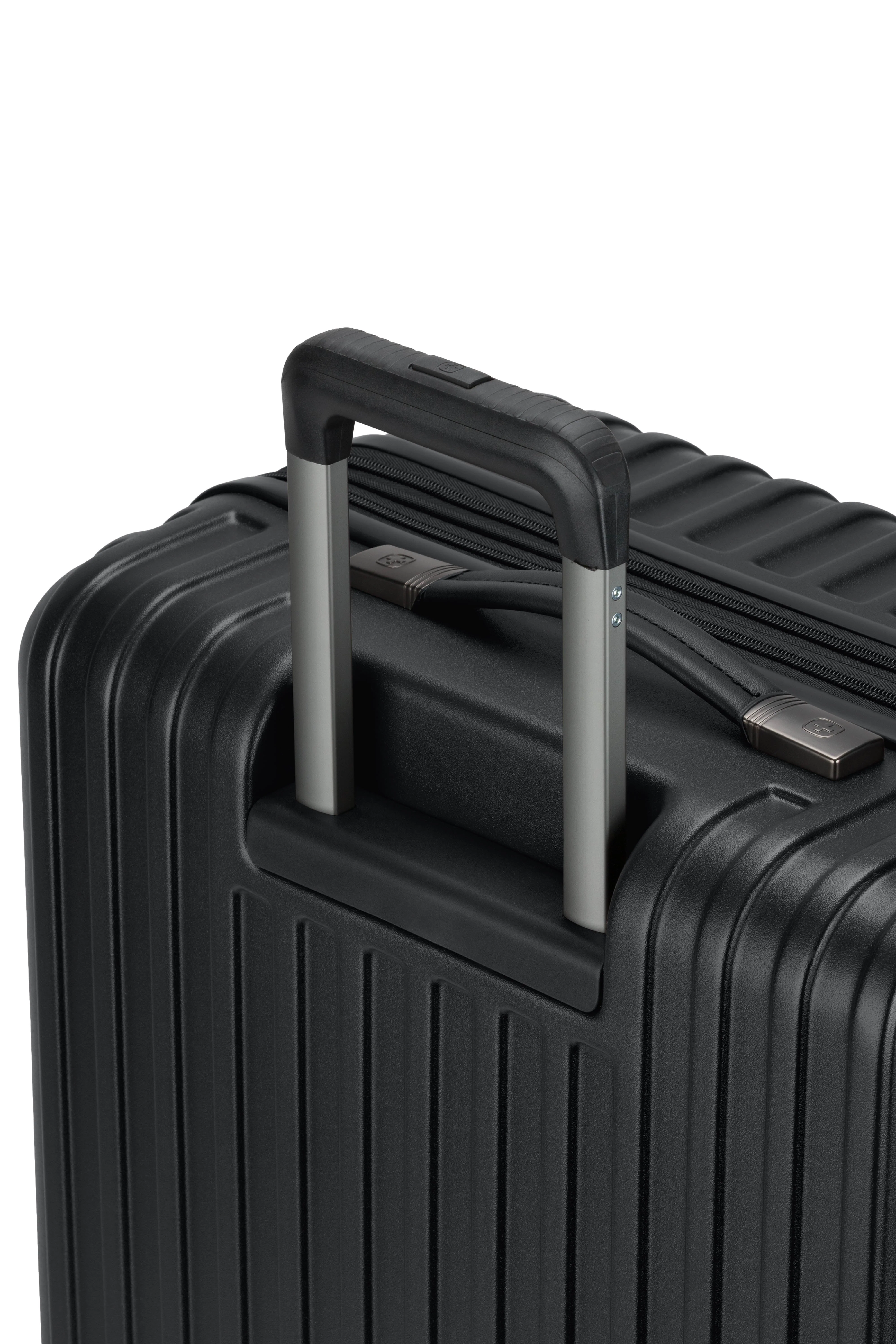 SWISSGEAR Ridge Large Checked Spinner - Image 60