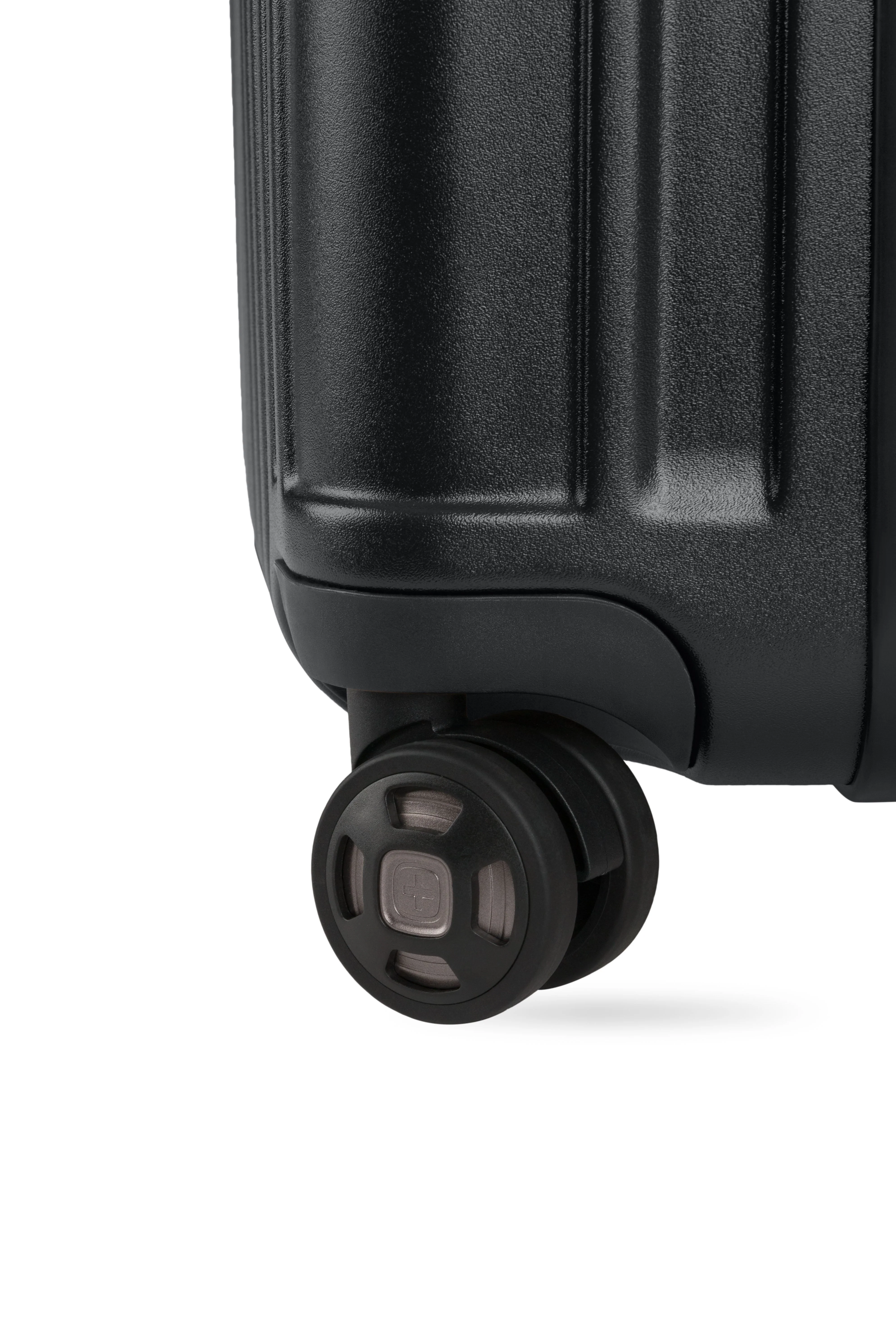 SWISSGEAR Ridge Large Checked Spinner - Image 61