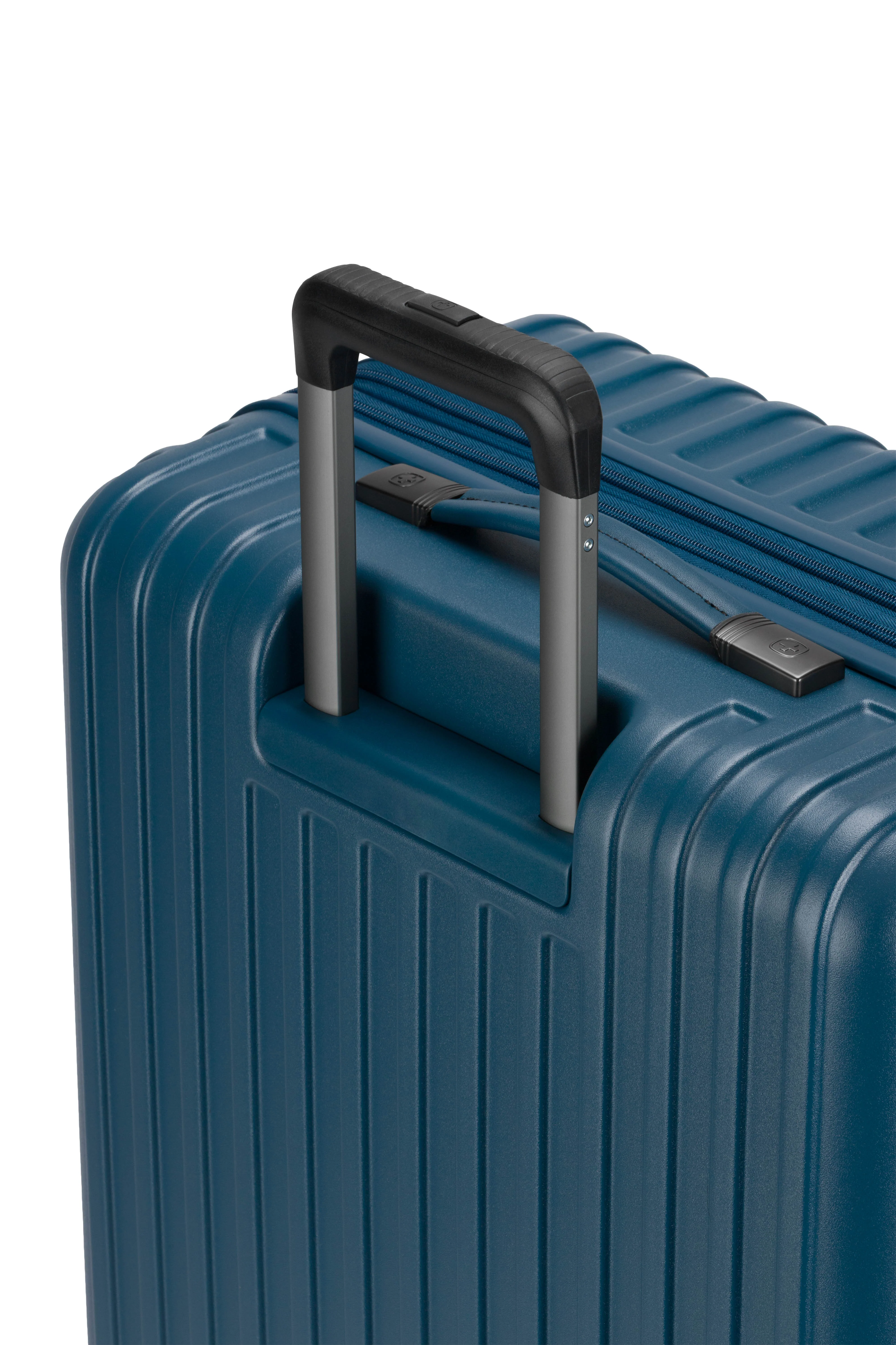 SWISSGEAR Ridge Large Checked Spinner - Image 73