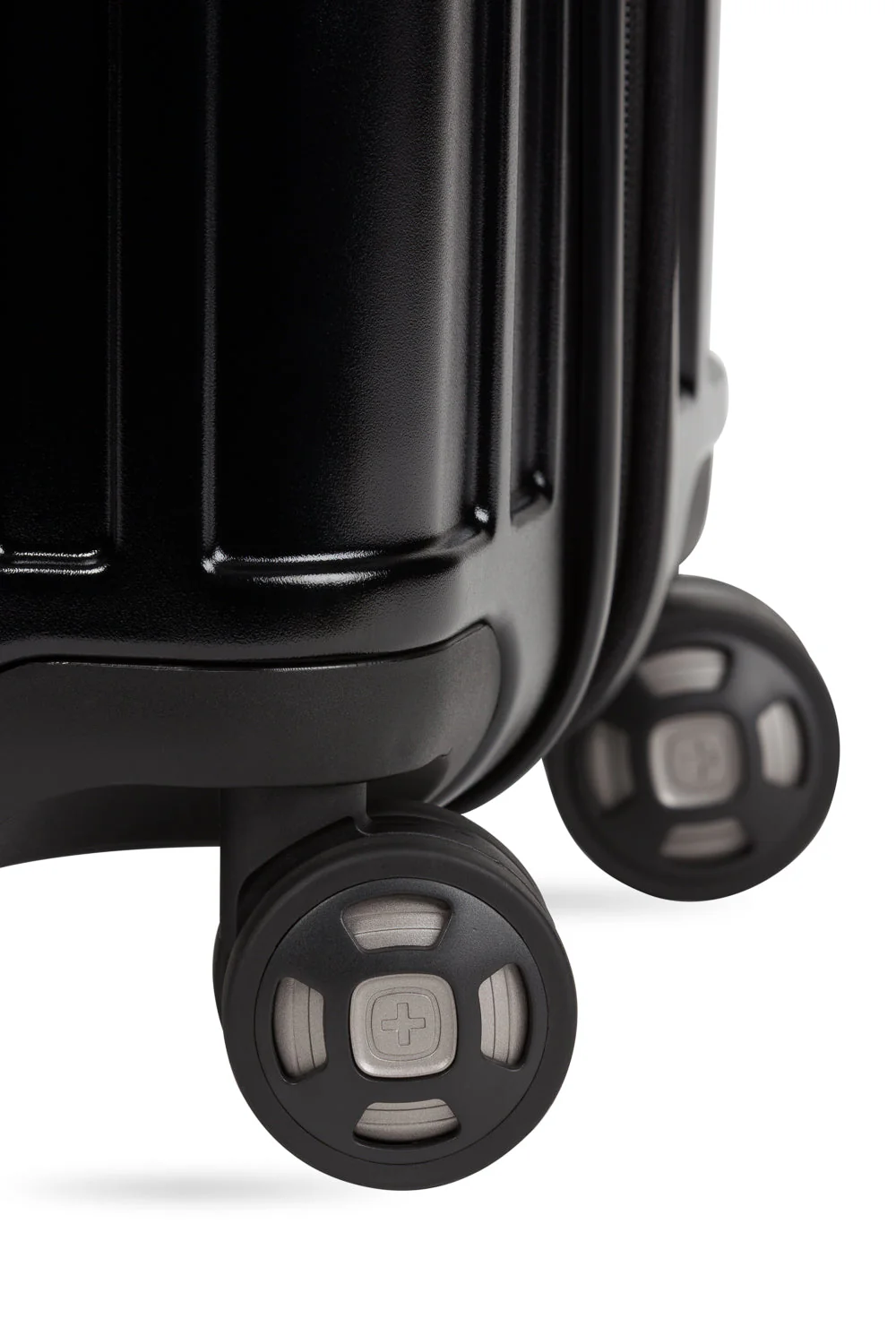 SWISSGEAR Ridge Large Checked Spinner - Image 9