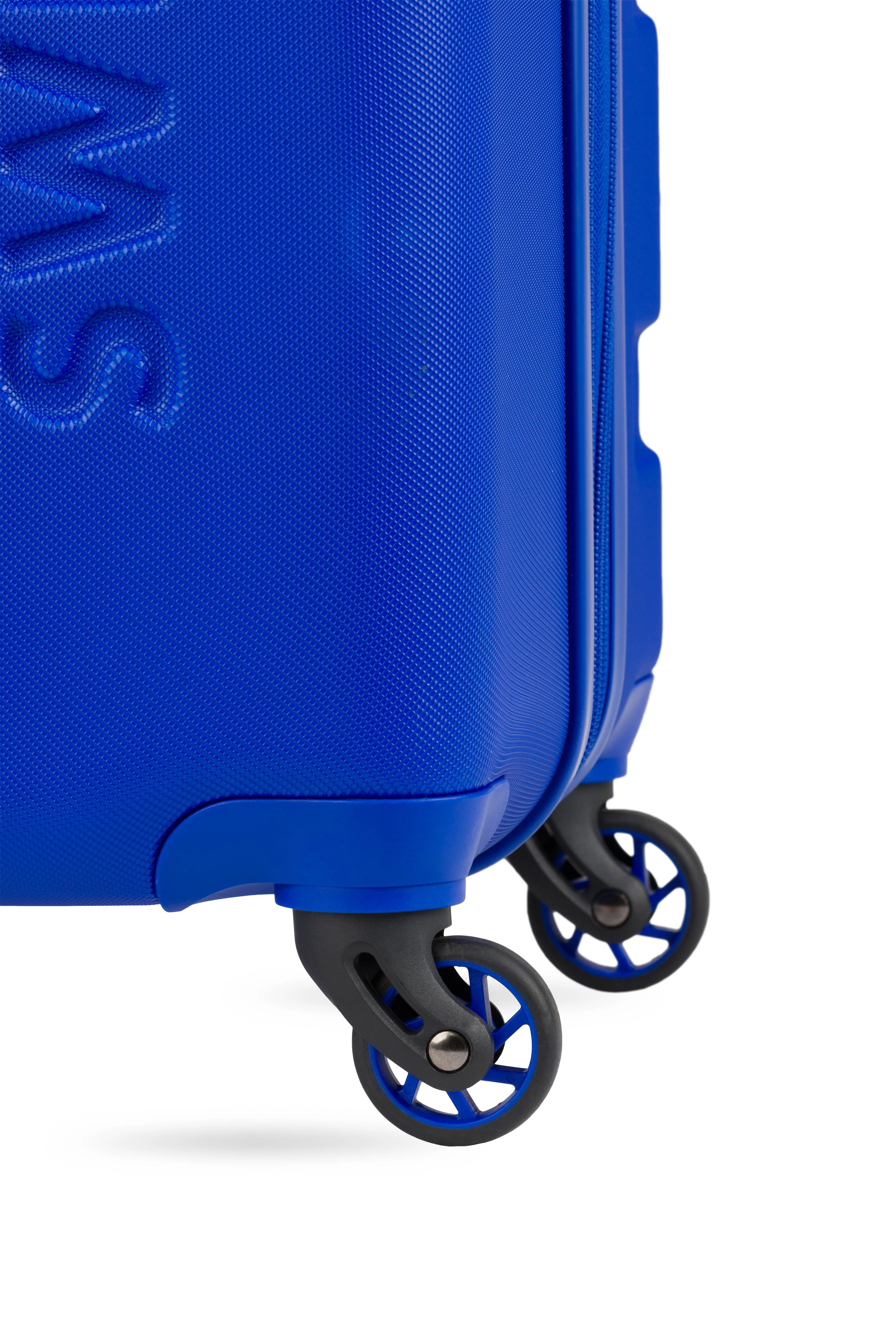 SWISSGEAR Signature 3-Piece Spinner Set - Image 44