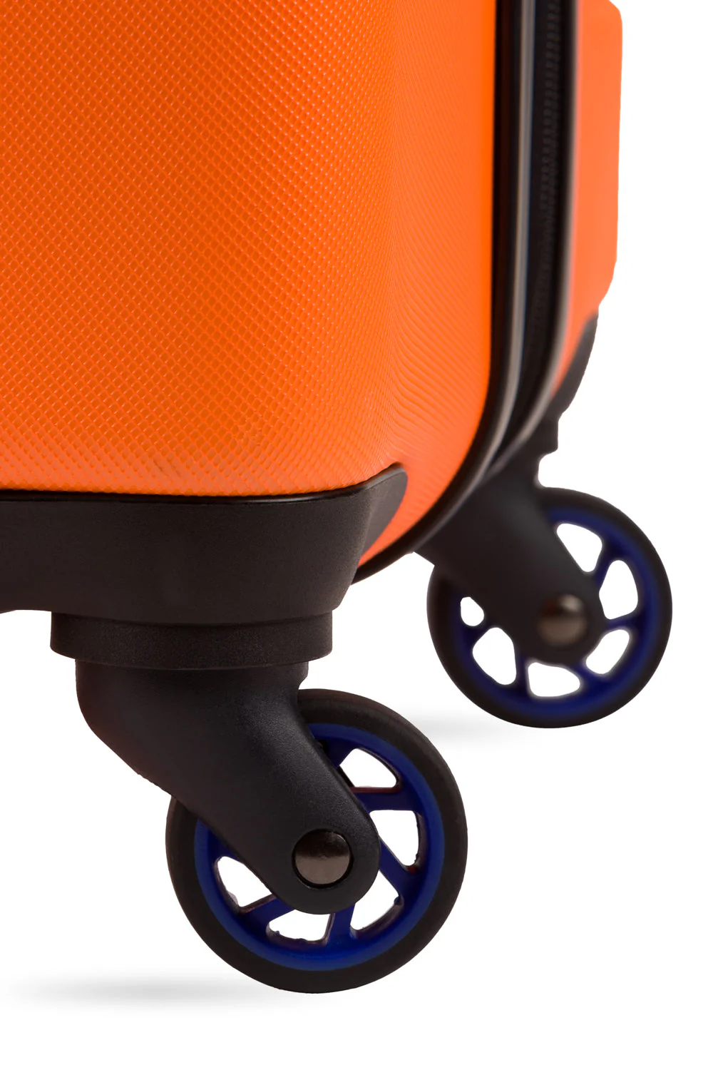 SWISSGEAR Signature 3-Piece Spinner Set - Image 87