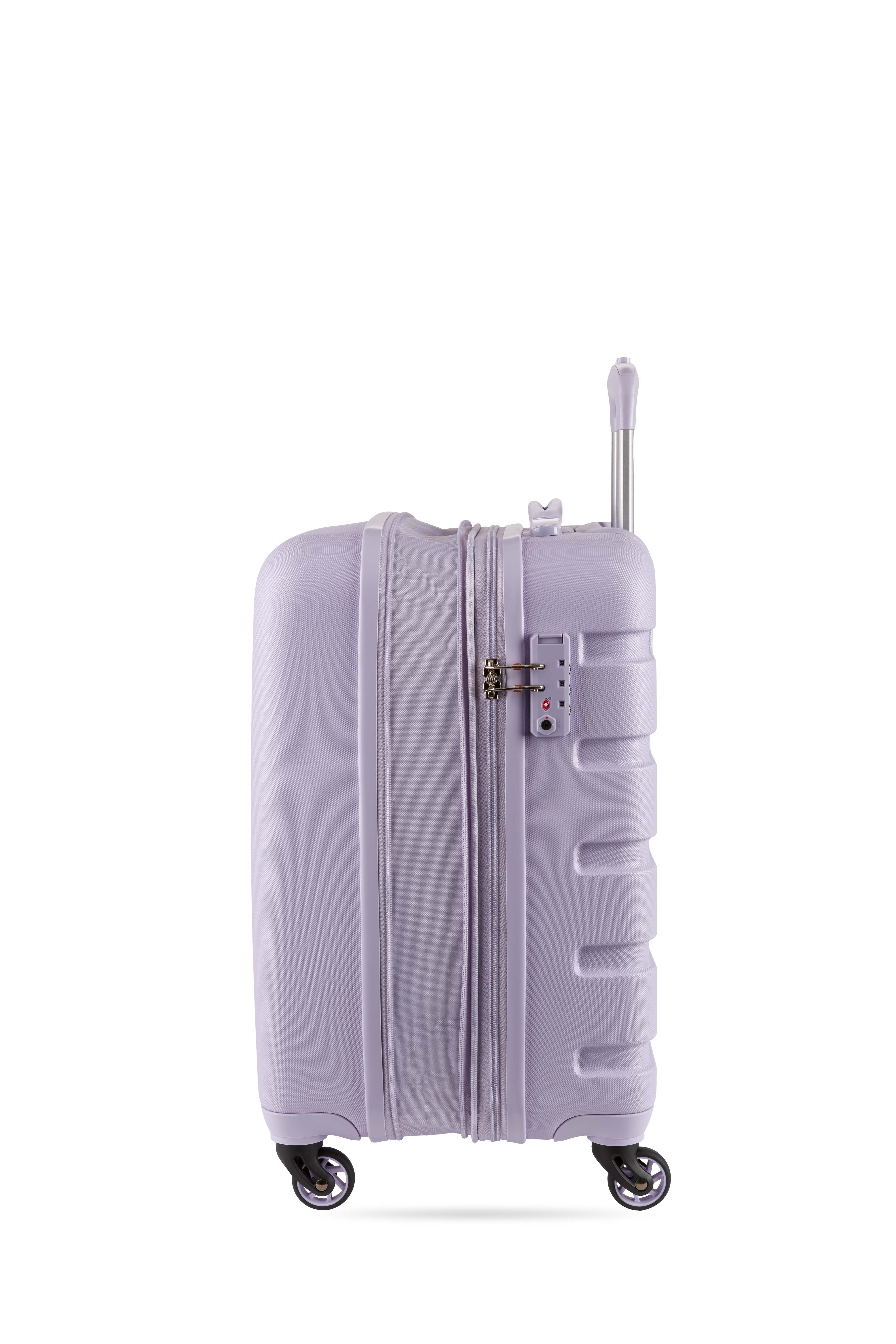 SWISSGEAR Signature Carry-On Spinner - Image 111