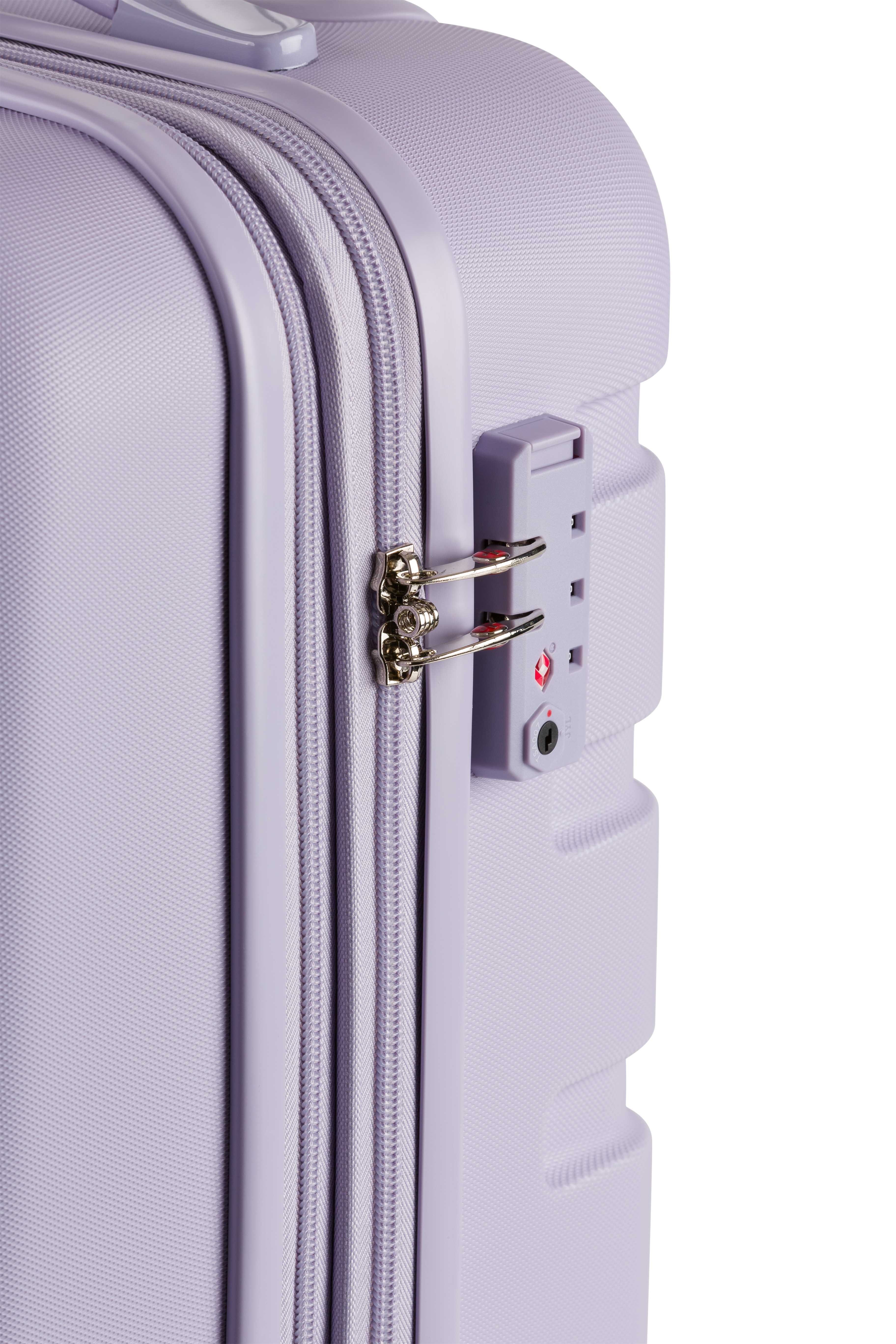 SWISSGEAR Signature Carry-On Spinner - Image 112