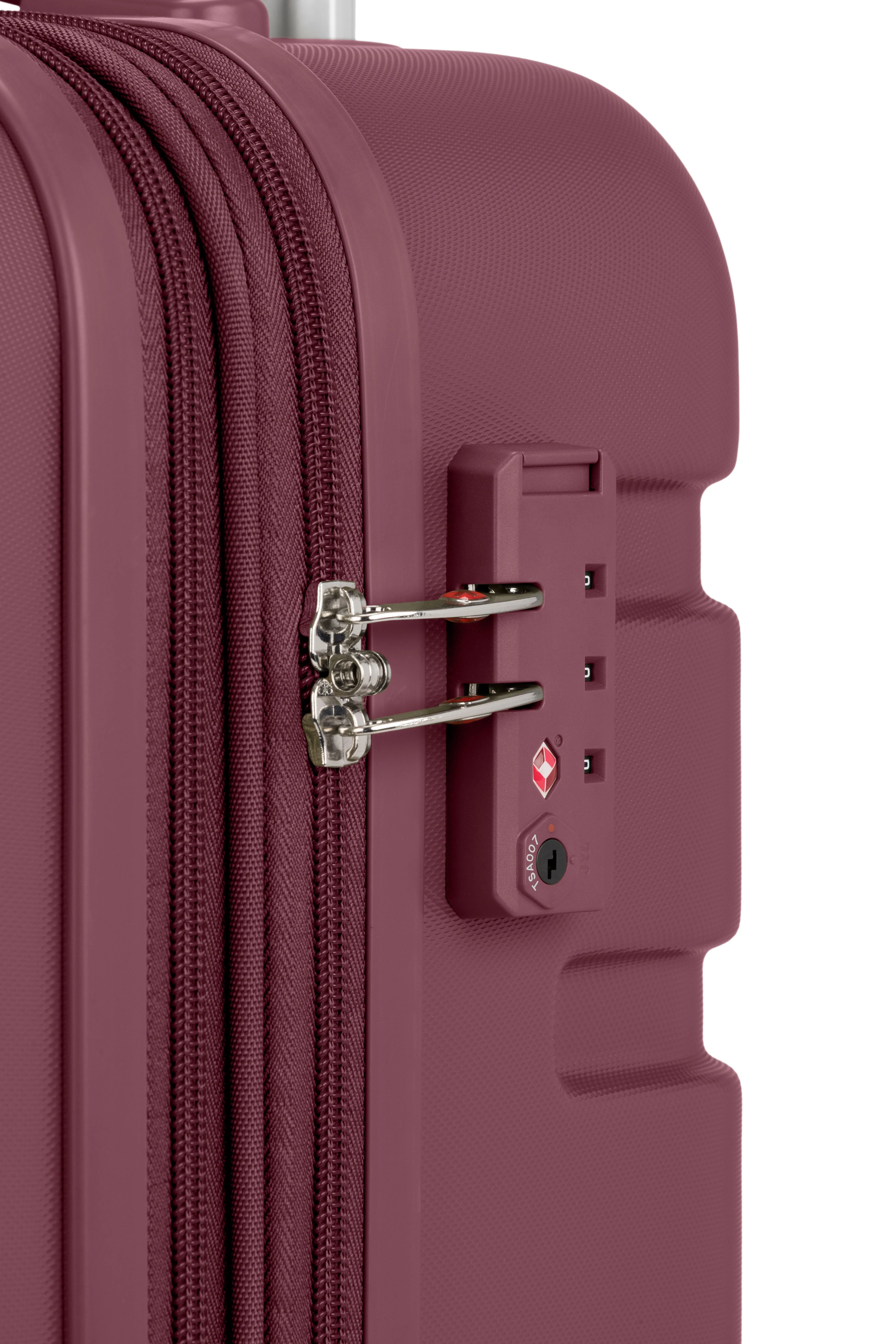 SWISSGEAR Signature Carry-On Spinner - Image 244