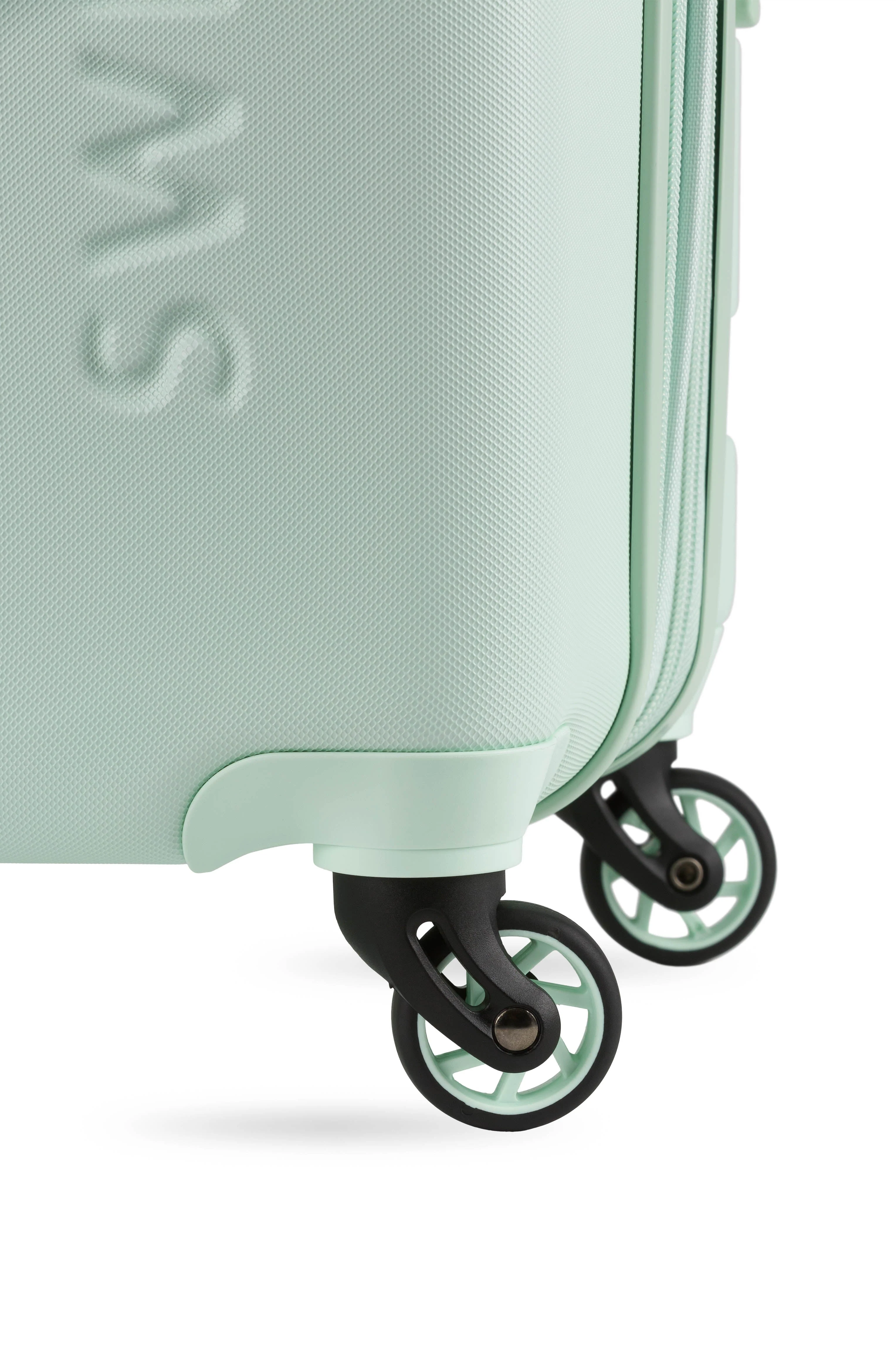 SWISSGEAR Signature Carry-On Spinner - Image 58