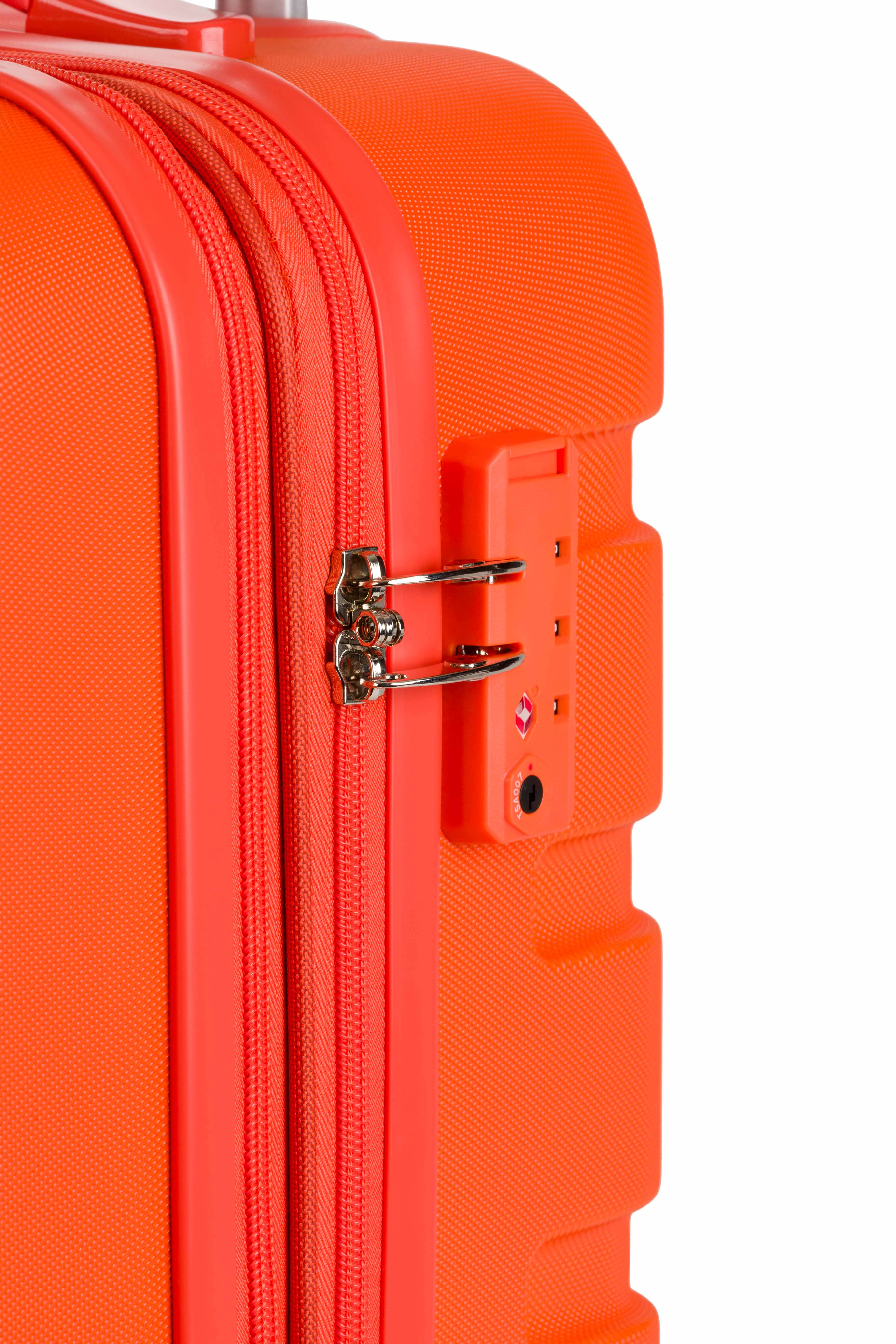 SWISSGEAR Signature Carry-On Spinner - Image 83