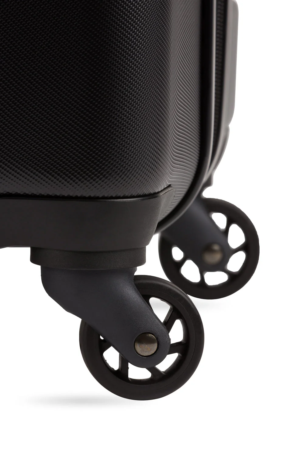 SWISSGEAR Signature Large Checked Spinner - Image 20