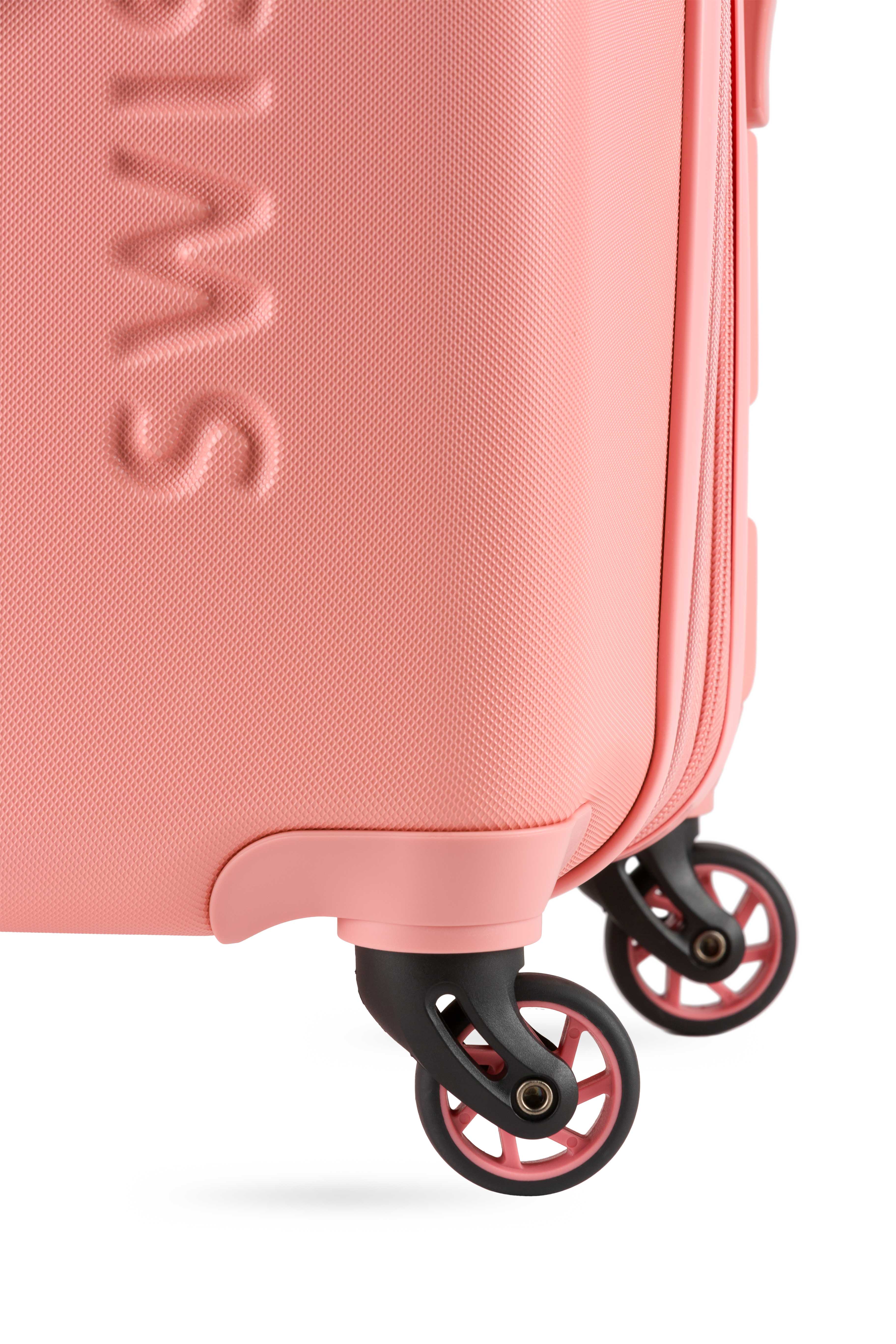 SWISSGEAR Signature Medium Checked Spinner - Image 82