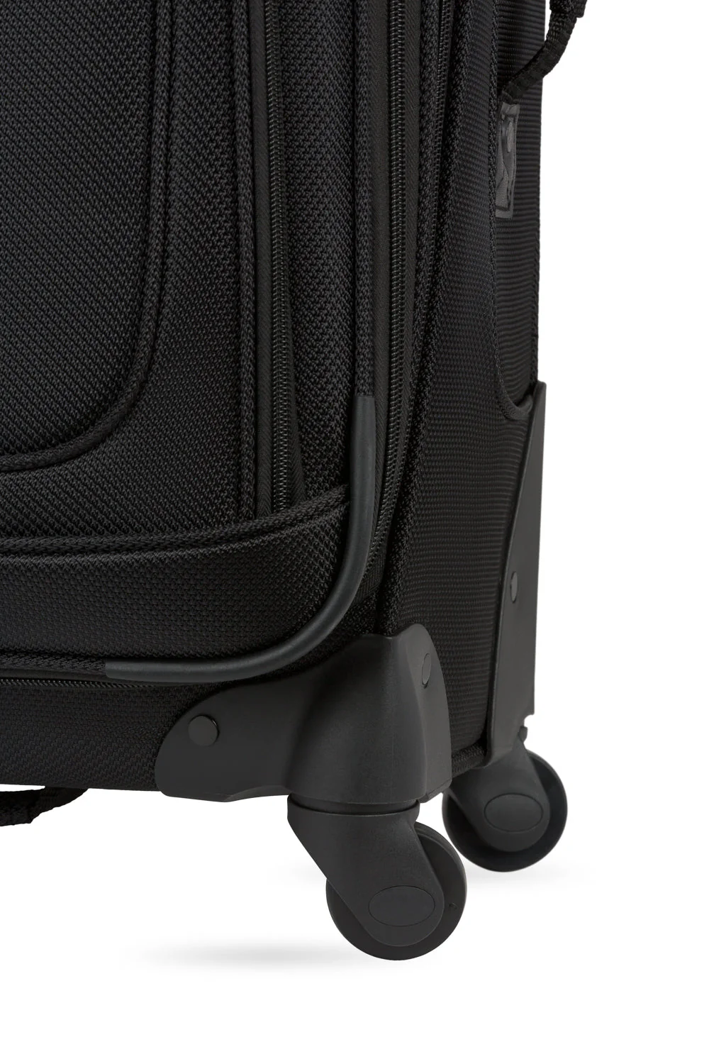 SWISSGEAR Sion Medium Checked Spinner - Image 32