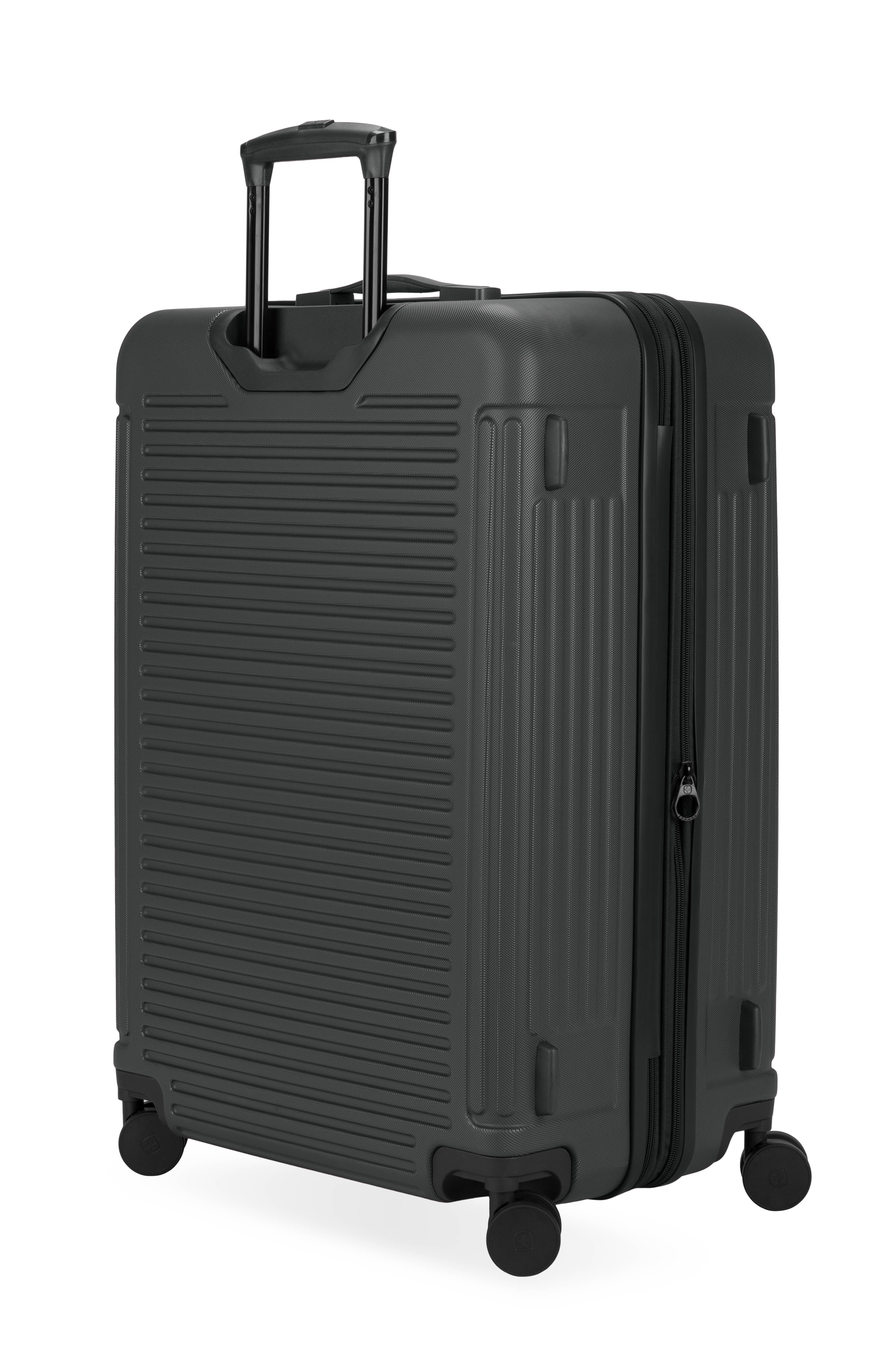SWISSGEAR Summit Reserve 3-Piece Spinner Set - Image 2
