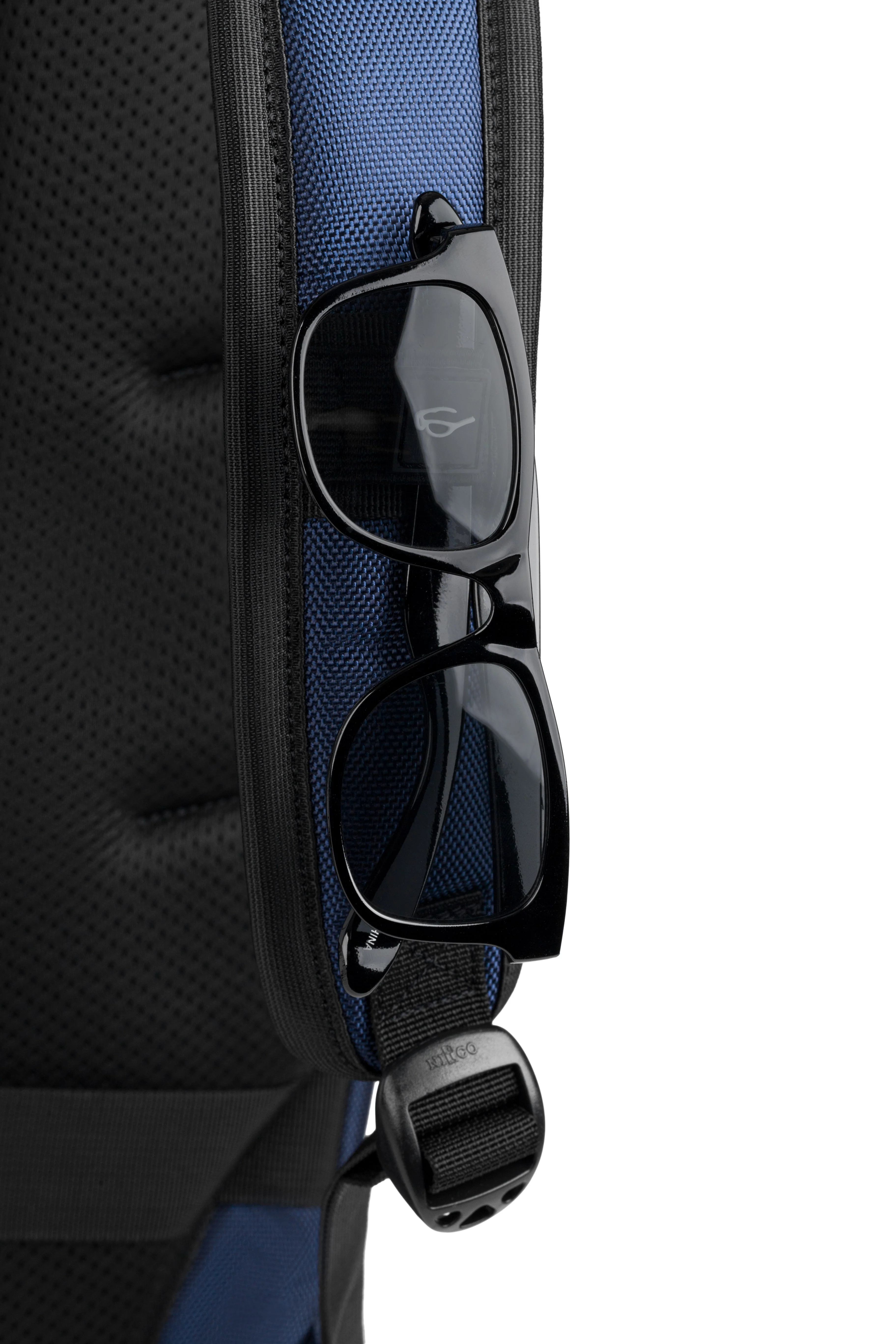 SWISSGEAR Tech Ready Bundle in Navy Blue - Image 9