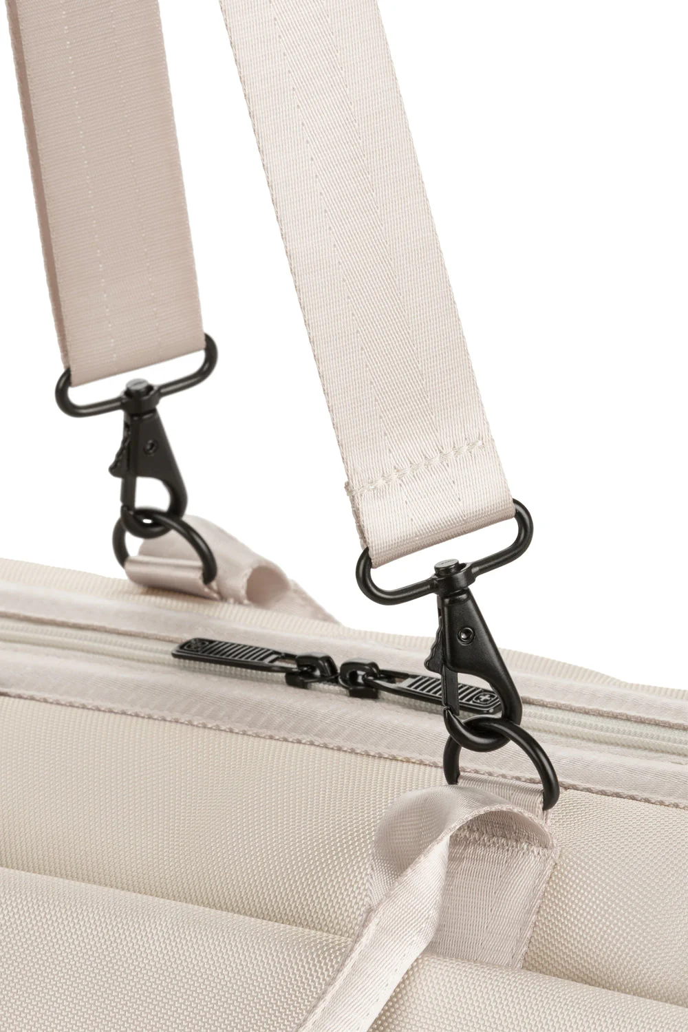 SWISSGEAR Weekender Travel Tote - Image 33